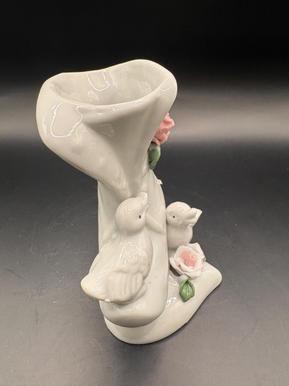 Vintage Birds on Ladies Boot Vase Style Figurine - Picture 4 of 4